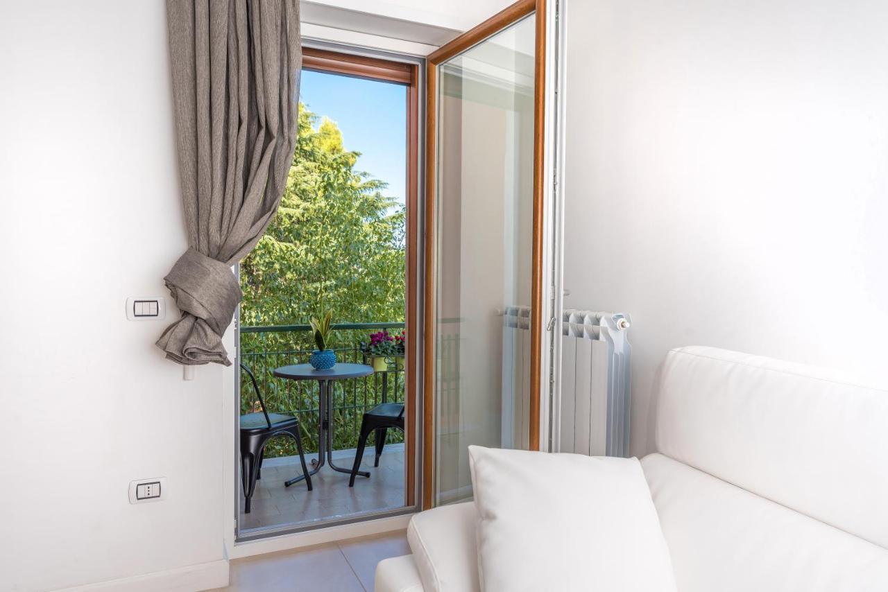 Mako Sorrento Suites Luaran gambar