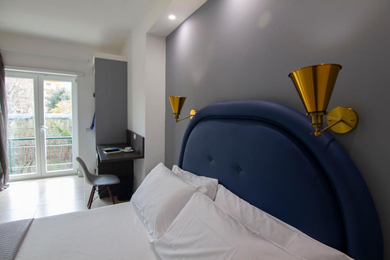 Mako Sorrento Suites Luaran gambar