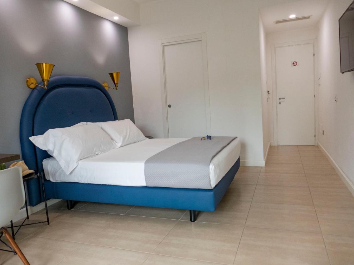 Mako Sorrento Suites Luaran gambar